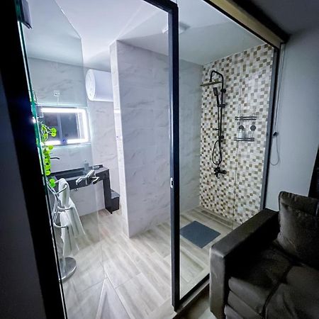 J&S Apartments นิส ภายนอก รูปภาพ